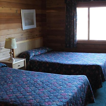 Riverview Lodge Wasaga Beach Rum bild